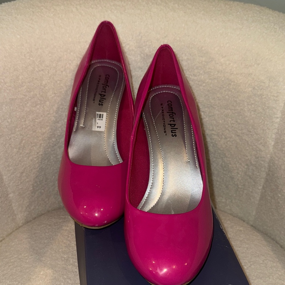 Comfort Plus by Predictions Fuchsia Womens Pumps - Picture 2 of 12